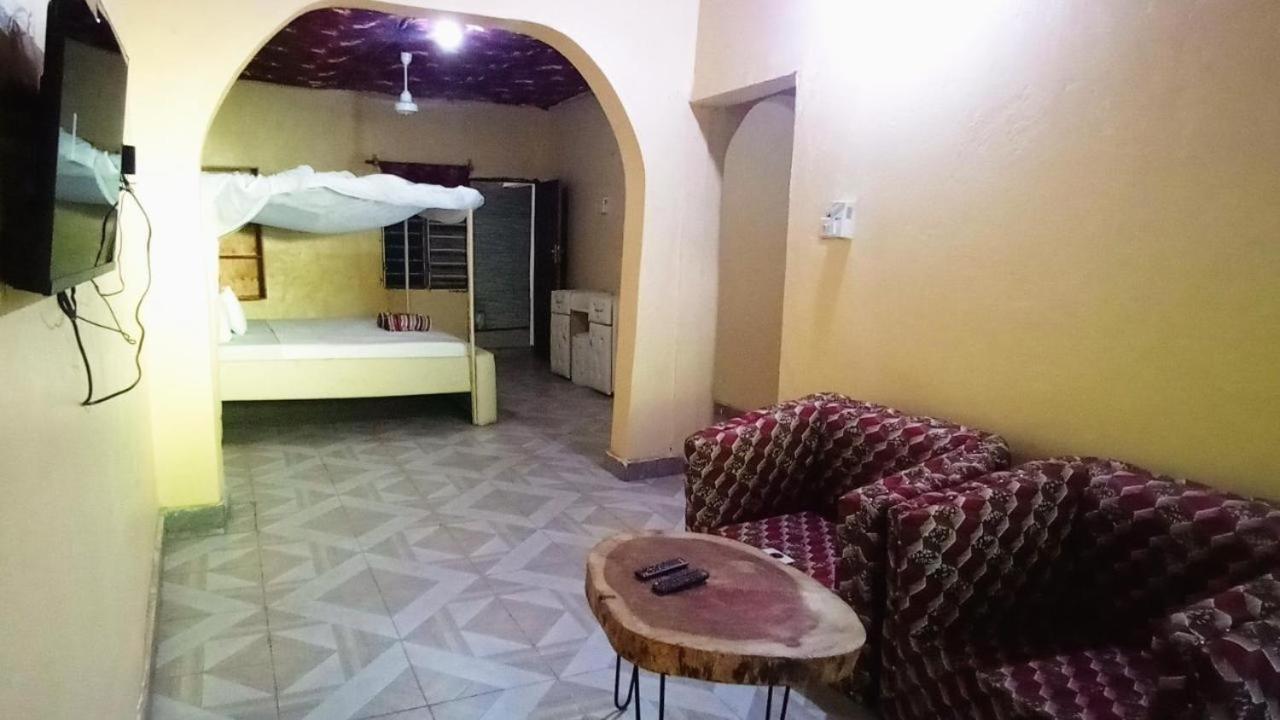Baba Lao Hotel Malindi Exteriér fotografie